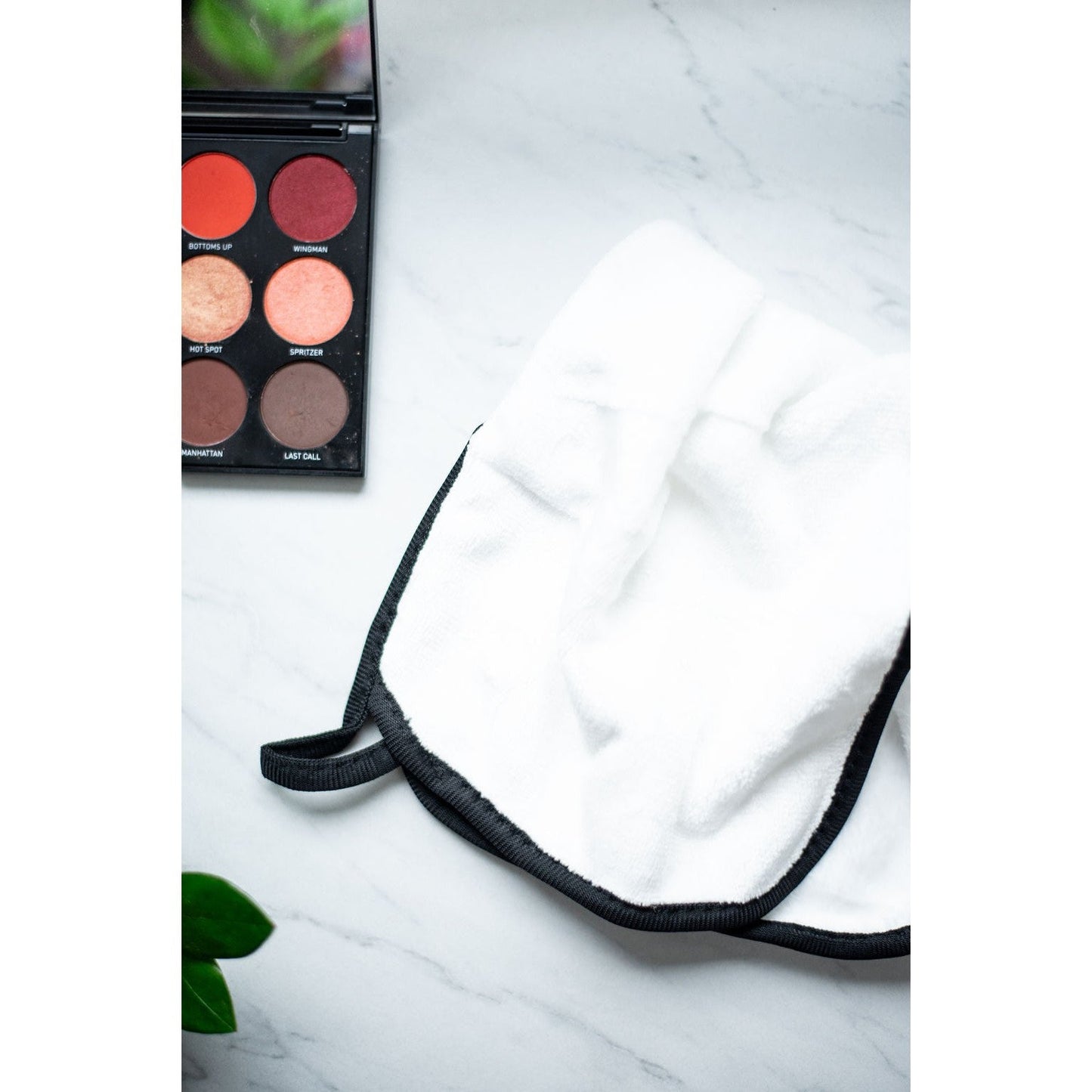 Ready to Ship | Wash the Day Away- Makeup Remover Cloths (Assortment)