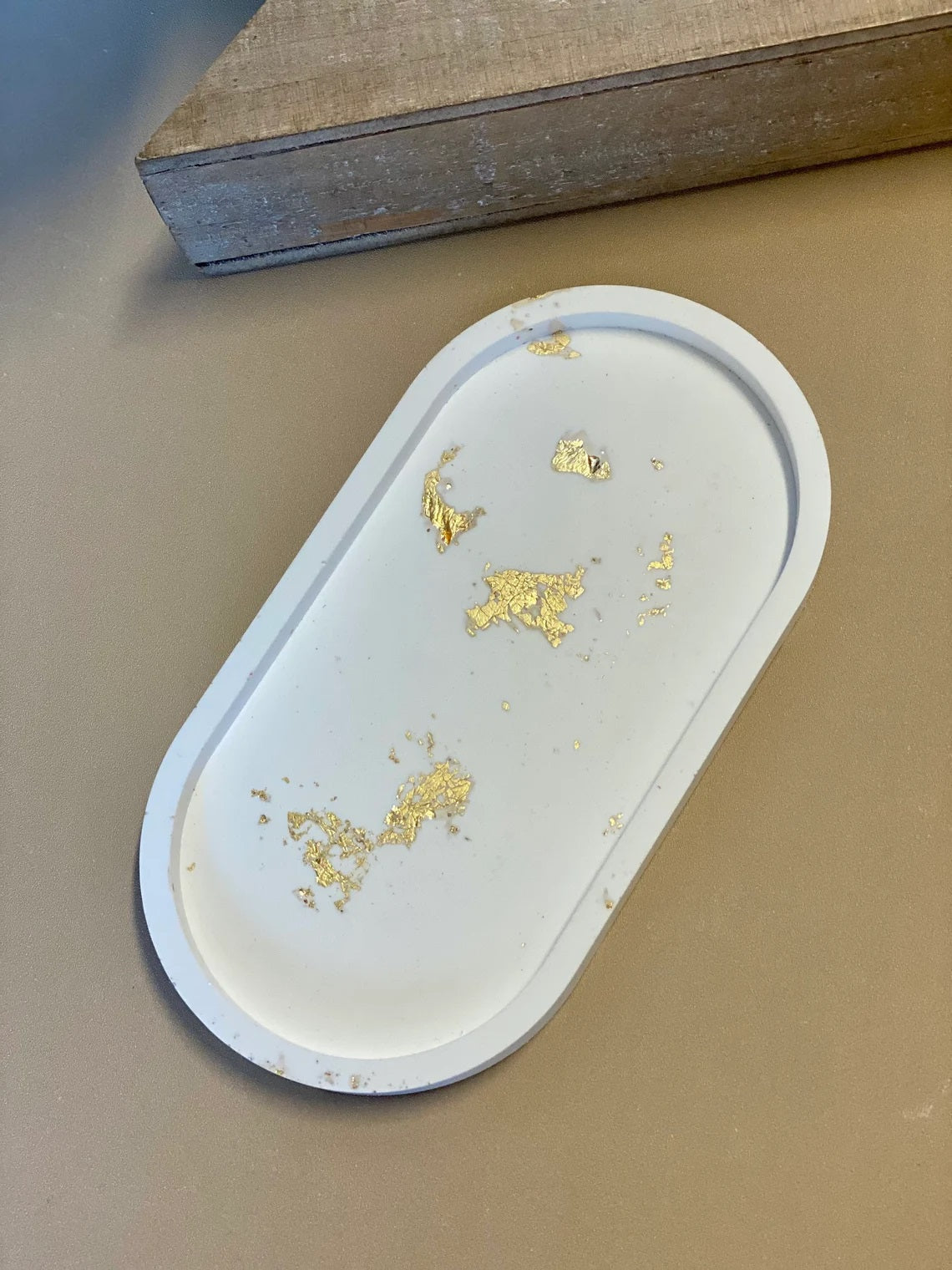 Handmade Jesmonite Tray – Modern Decorative Organizer